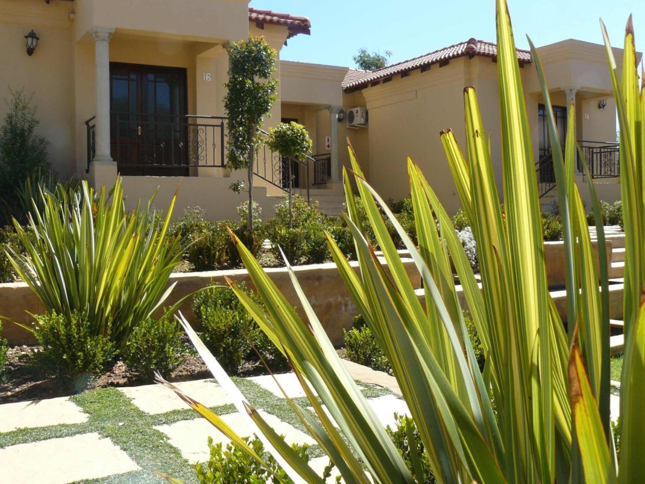 Moon&Sixpence Garden Guest House Muldersdrift Exterior foto